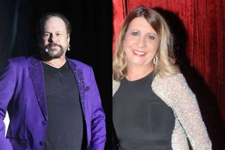 Unveiling The Marital Status Of Harry Wayne Casey: Secrets Revealed